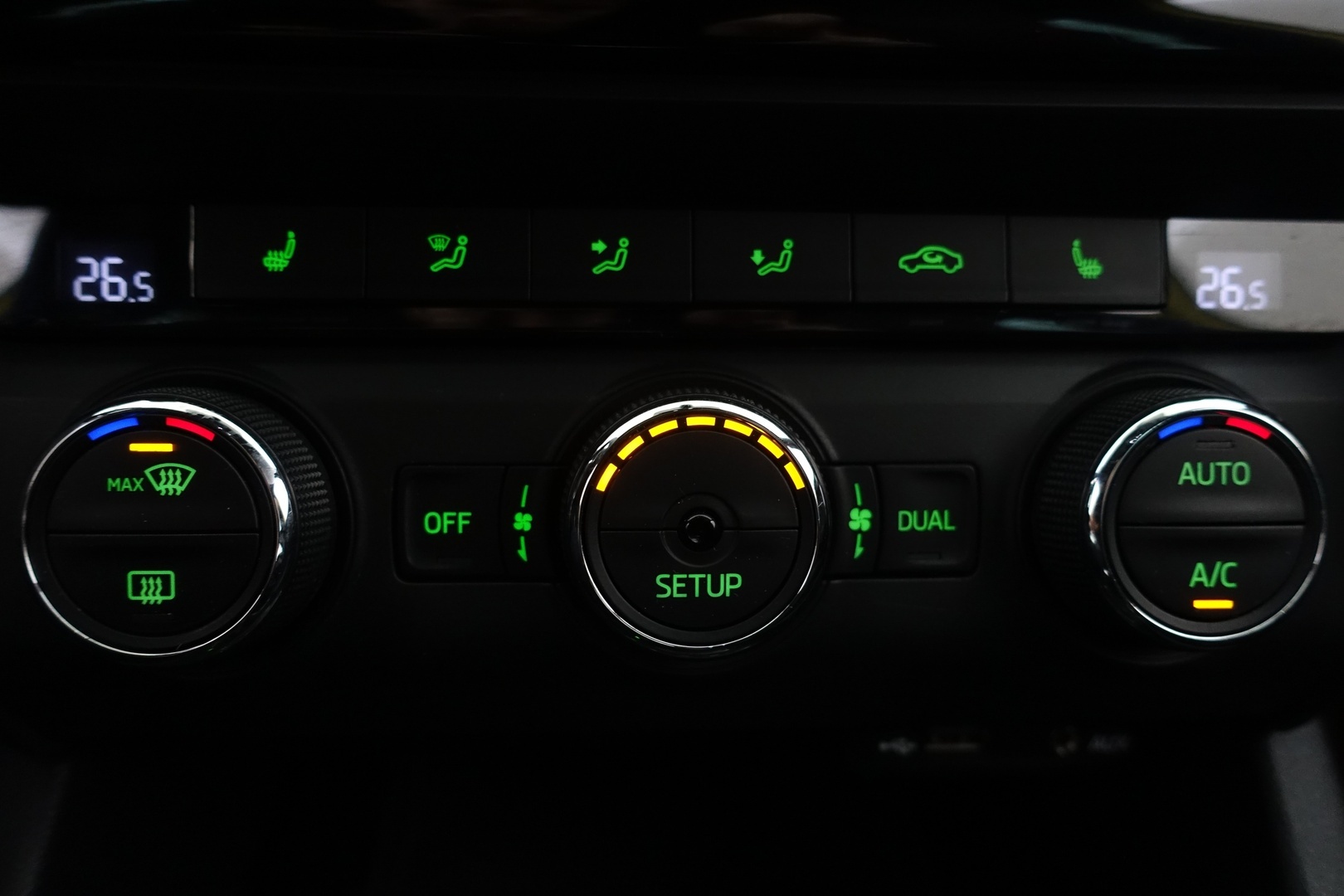 SKODA Octavia 2014