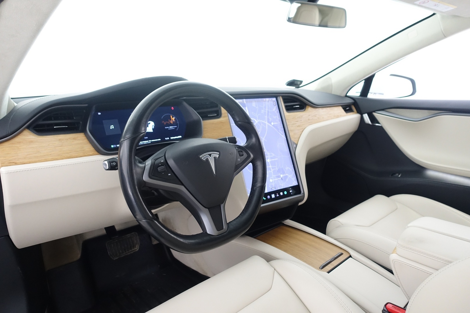 TESLA Model S 2018