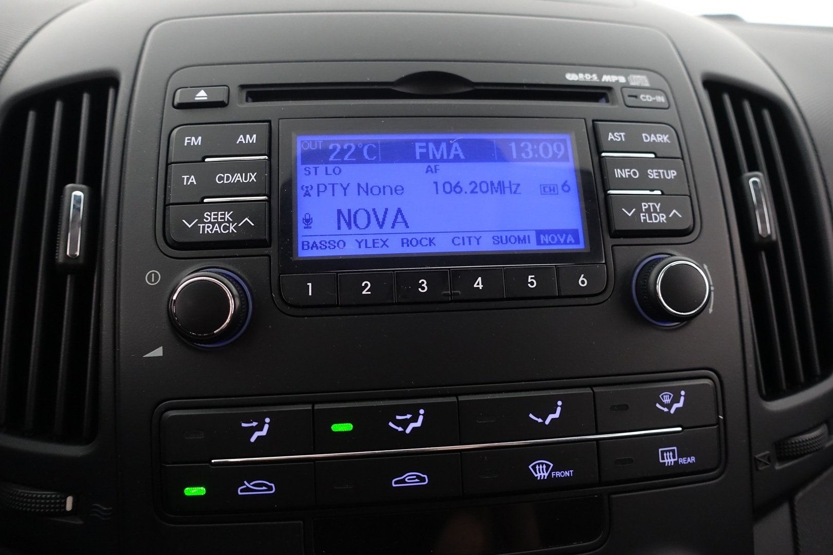 HYUNDAI i30 2010