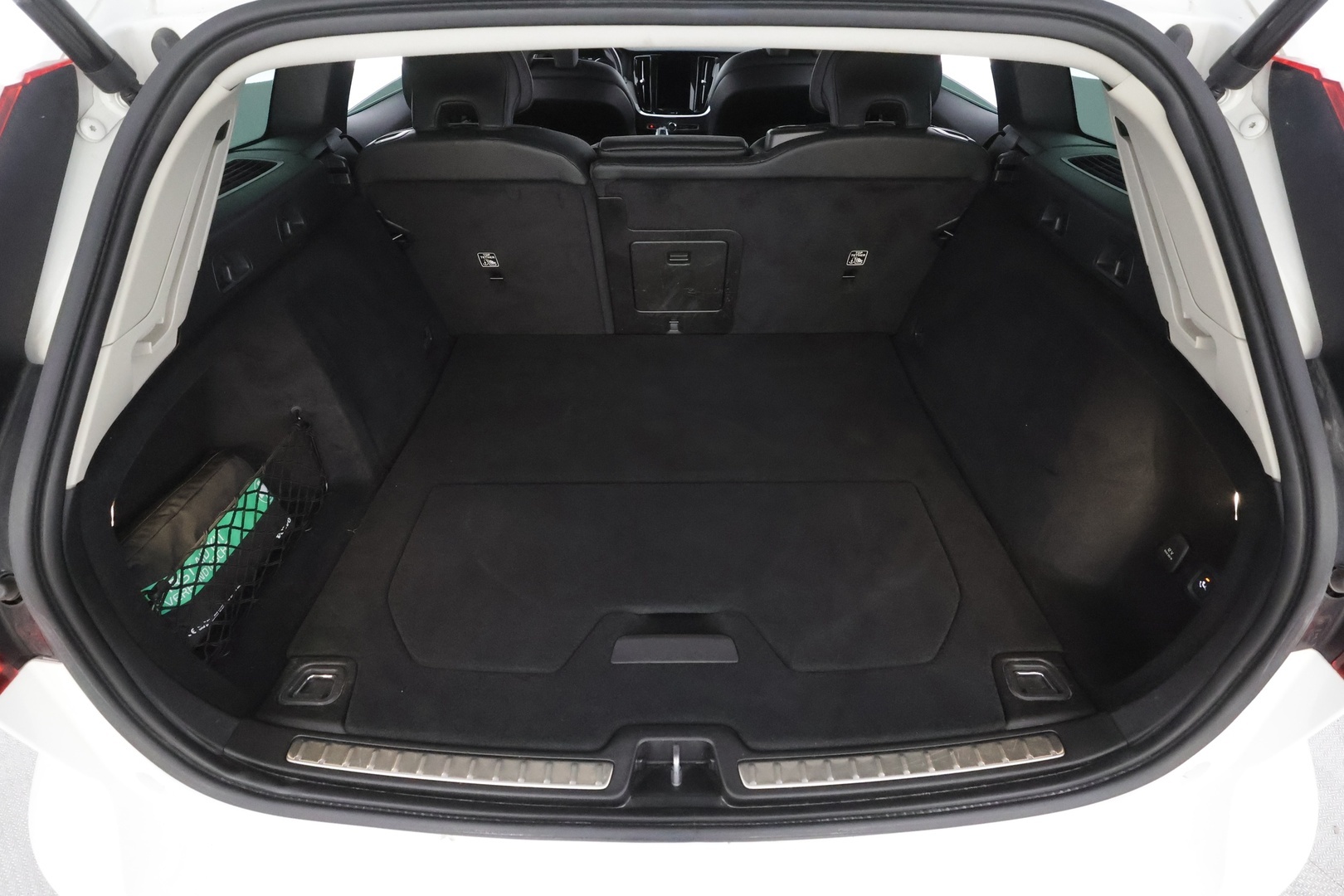 VOLVO V60 2022