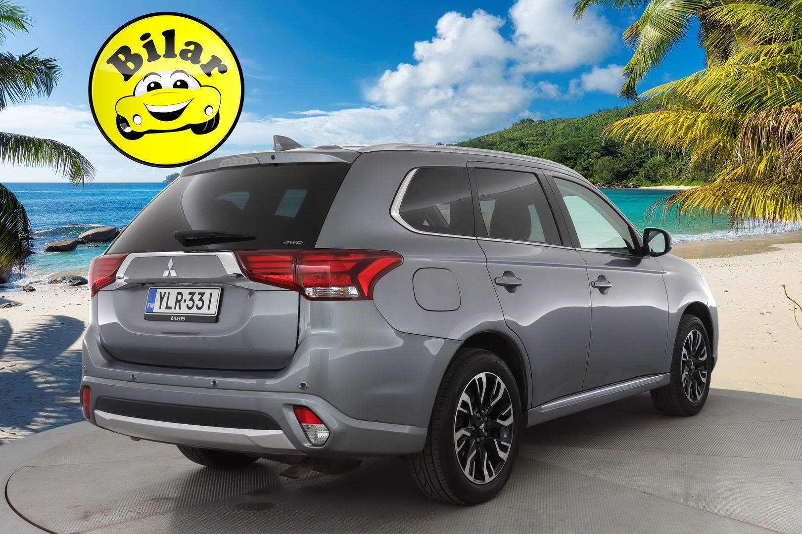 MITSUBISHI OUTLANDER PHEV 2016