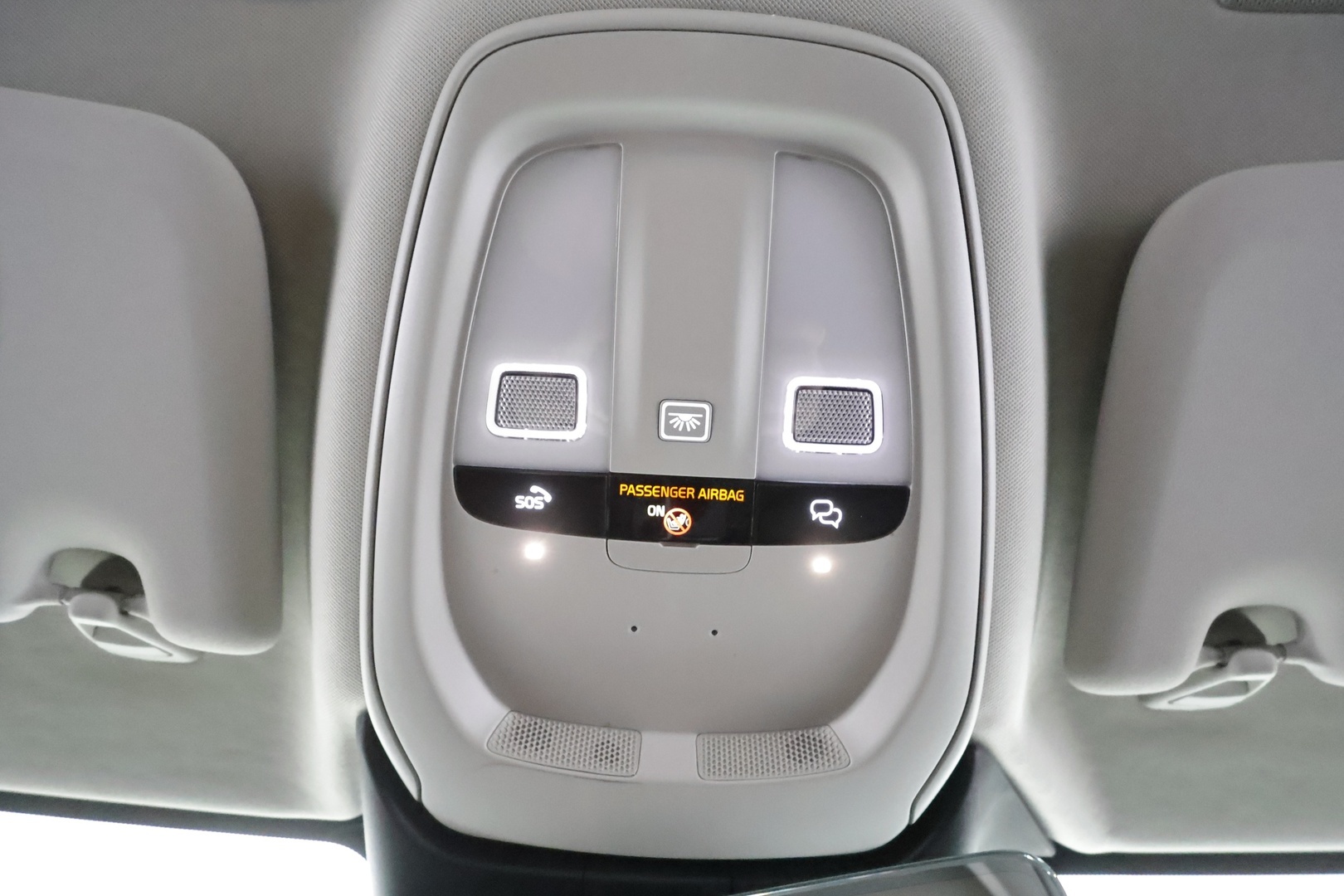 VOLVO V60 2023