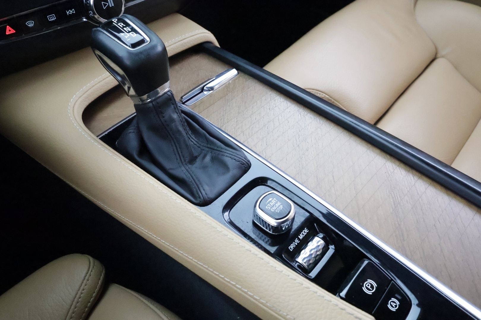 VOLVO V90 2018