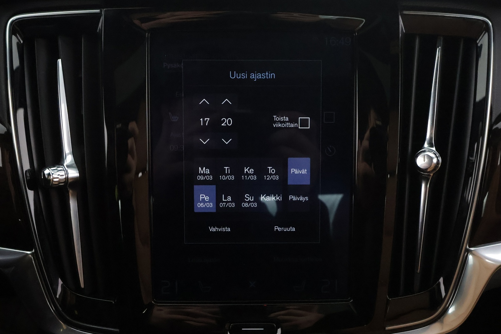 VOLVO S90 2019