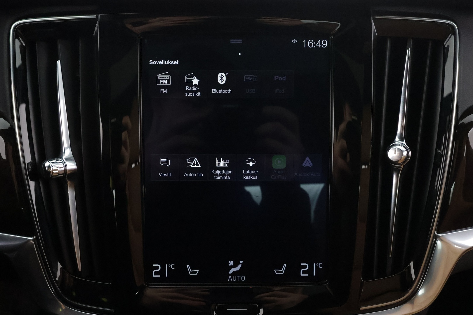 VOLVO S90 2019