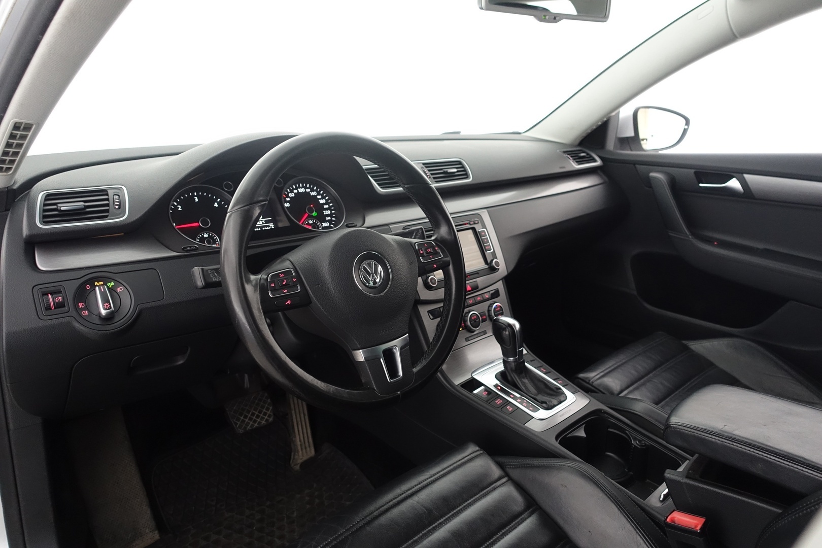 VOLKSWAGEN Passat 2013