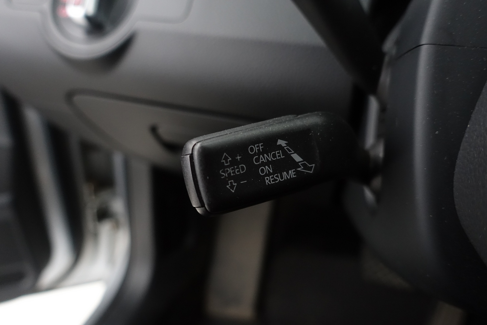VOLKSWAGEN Passat 2013