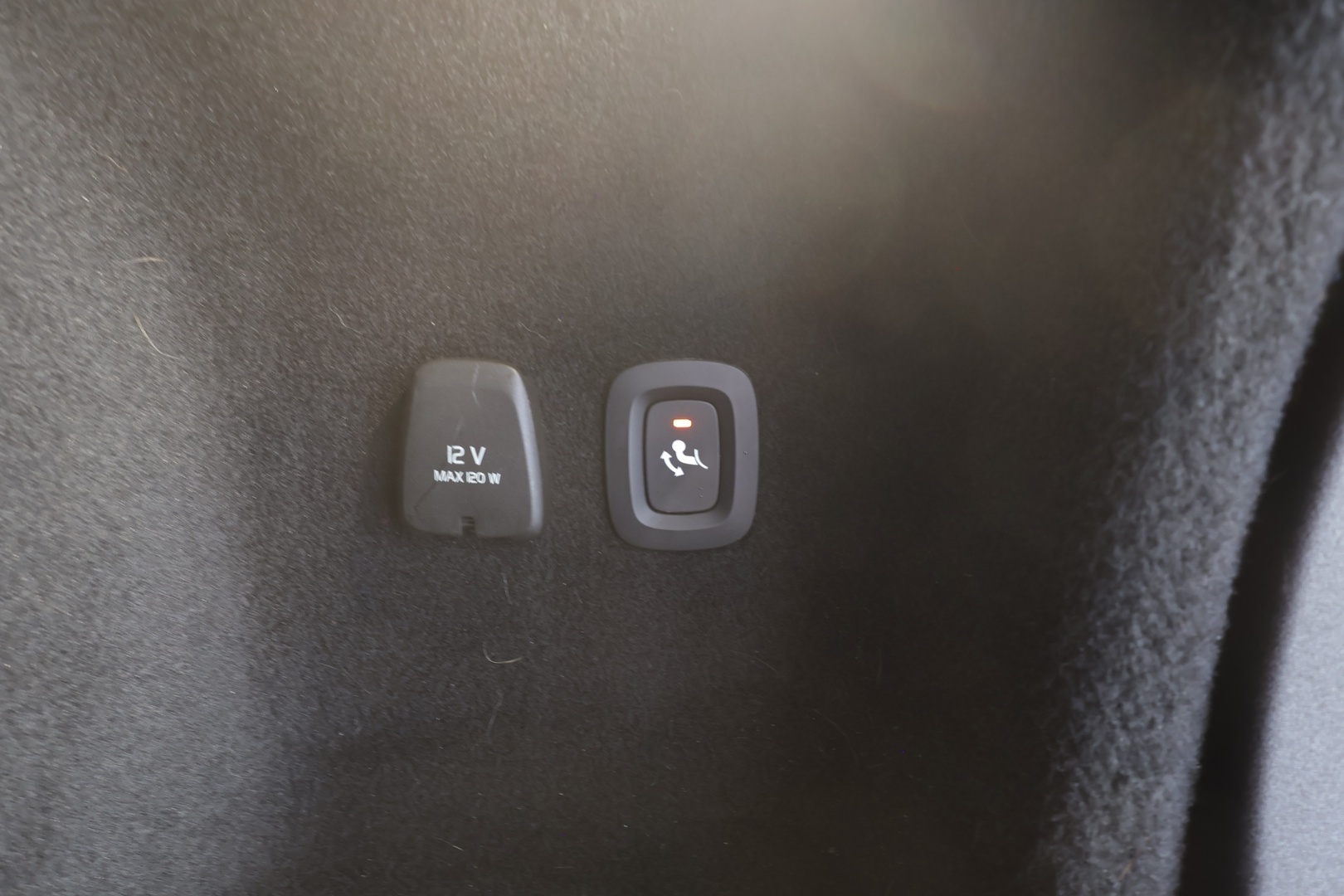 VOLVO V60 2021