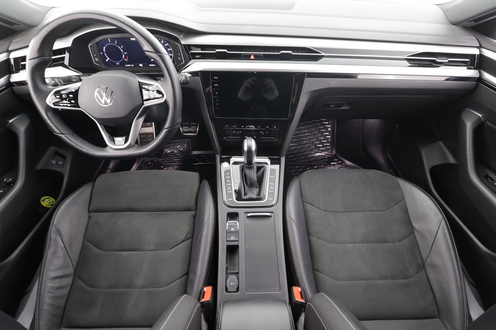 VOLKSWAGEN Arteon 2023