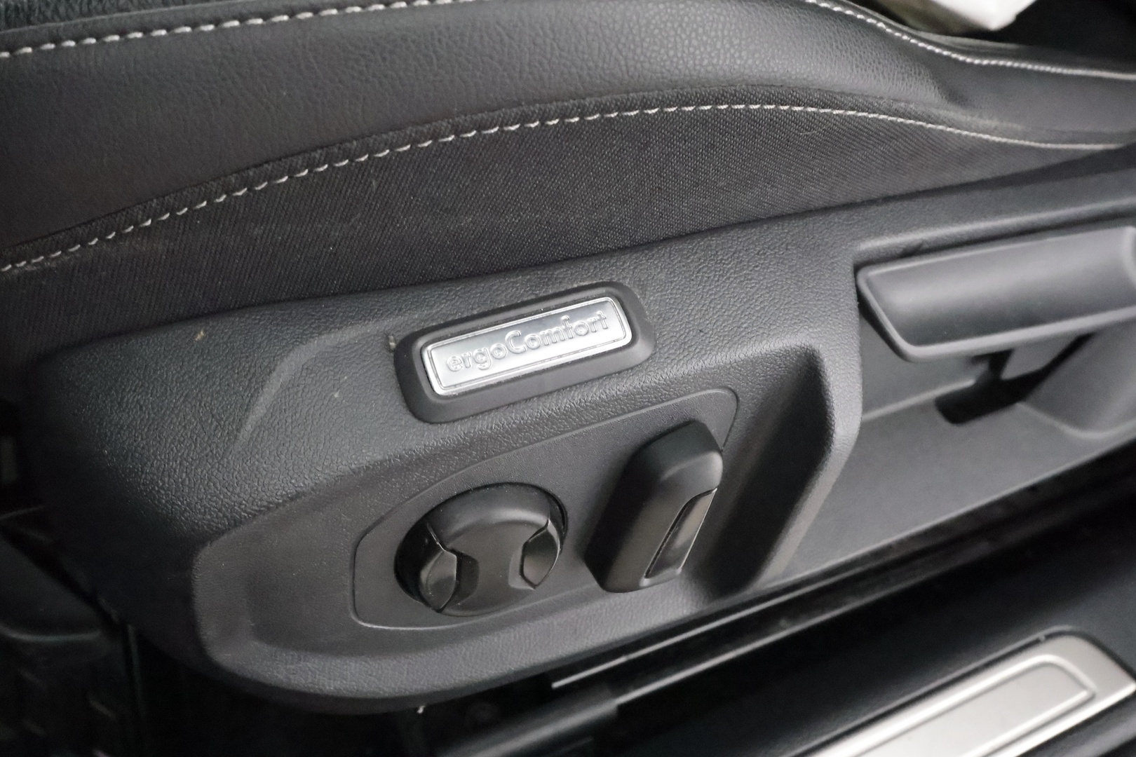 VOLKSWAGEN Arteon 2023