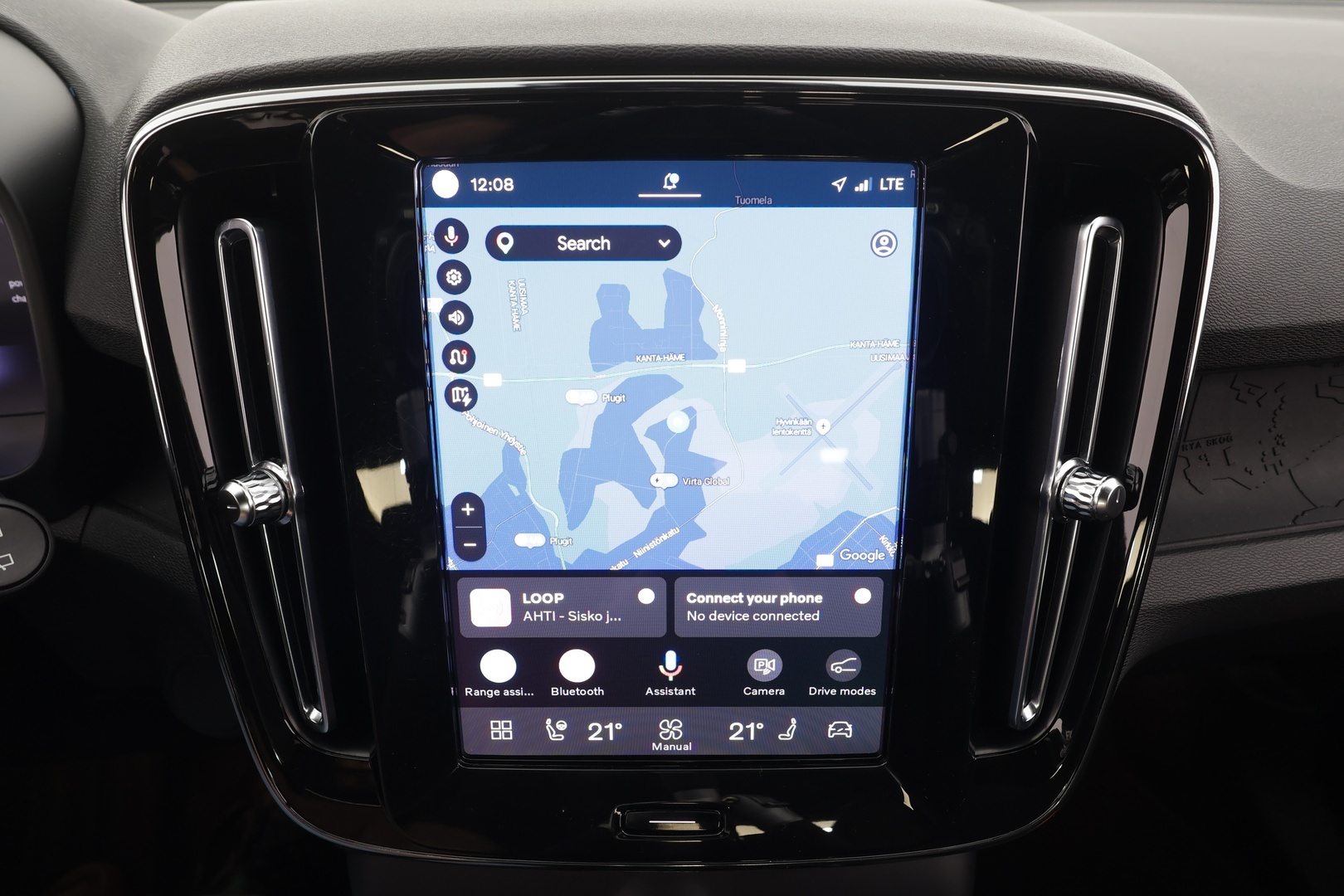 VOLVO XC40 2023