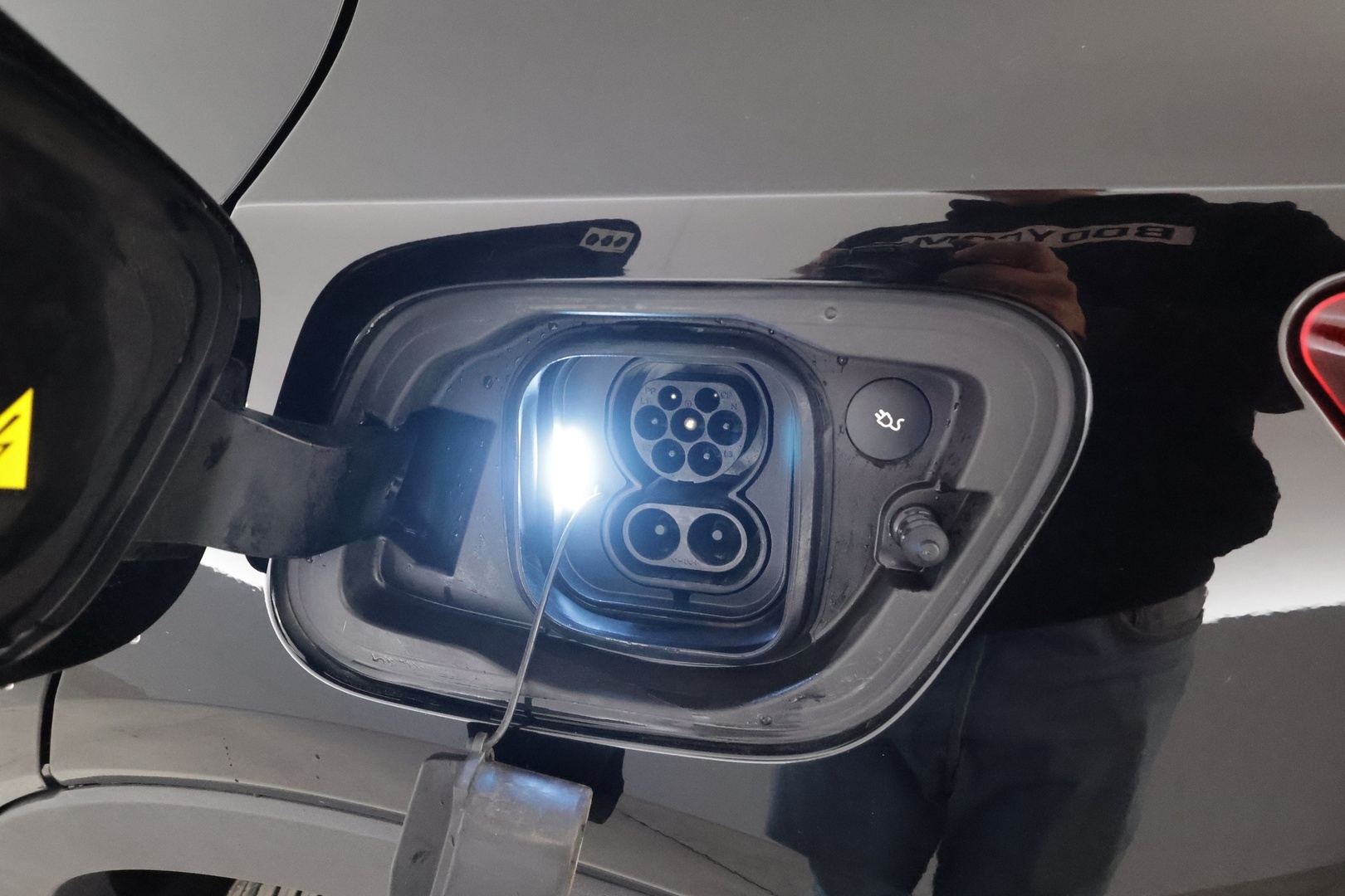 VOLVO XC40 2023