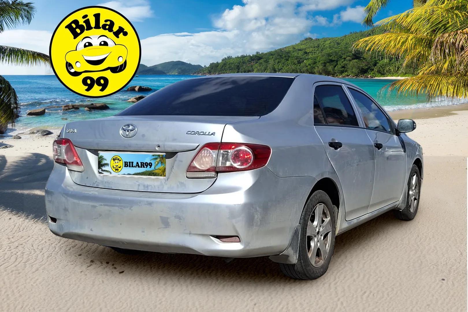 TOYOTA Corolla 2012