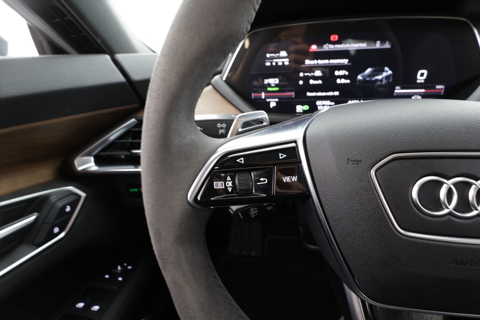 AUDI E-TRON GT 2022