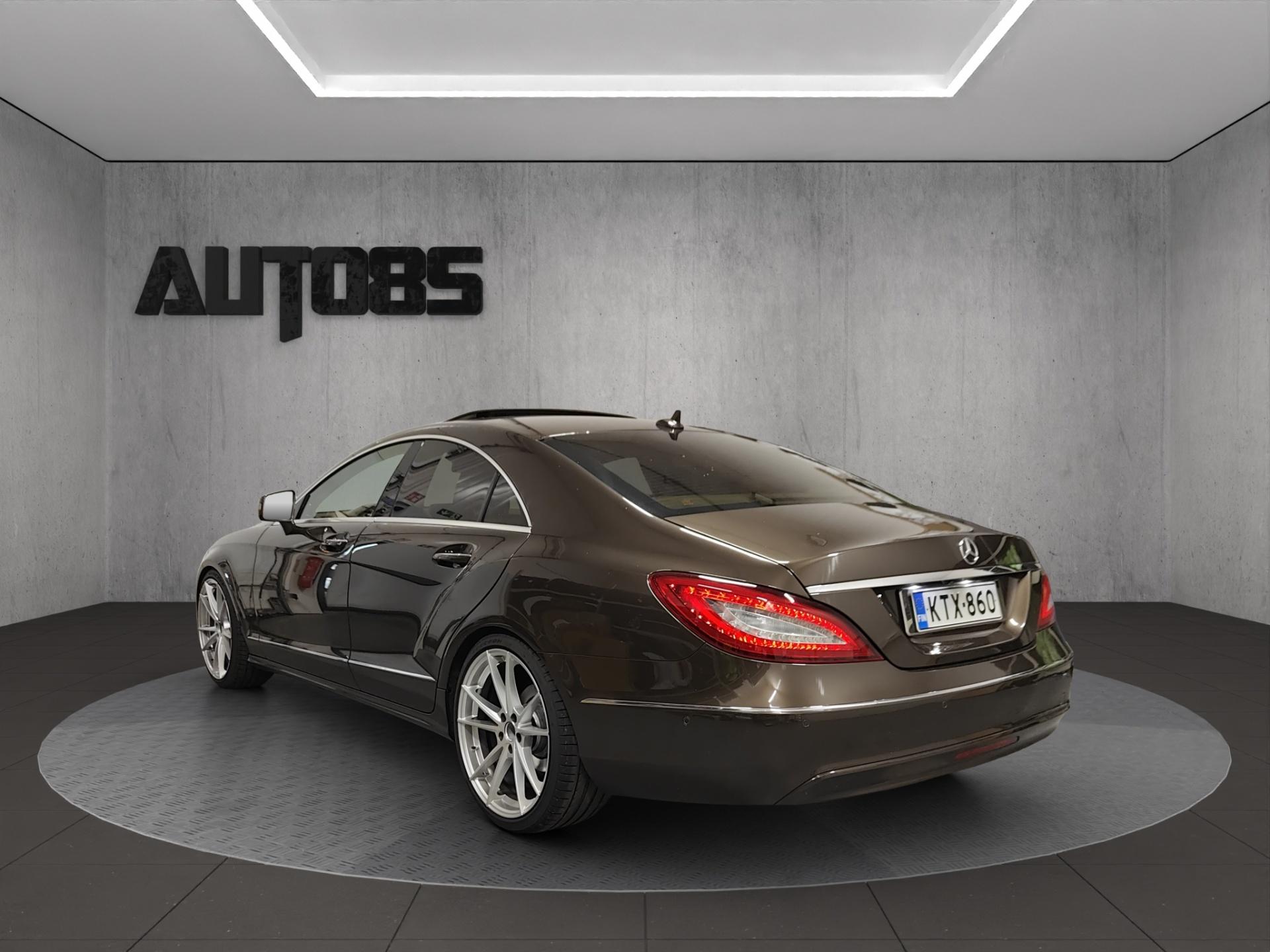 MERCEDES-BENZ CLS 7