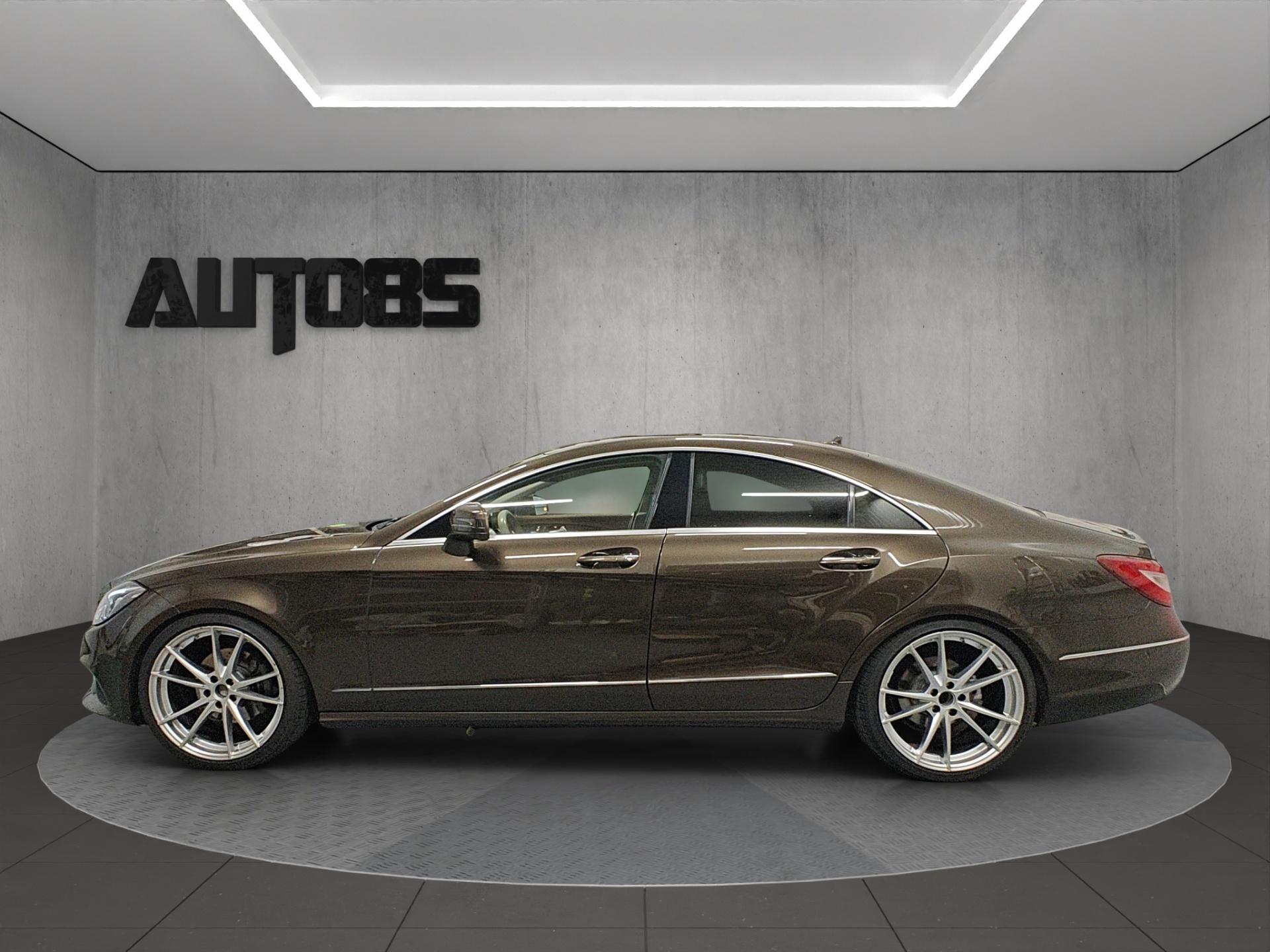 MERCEDES-BENZ CLS 8