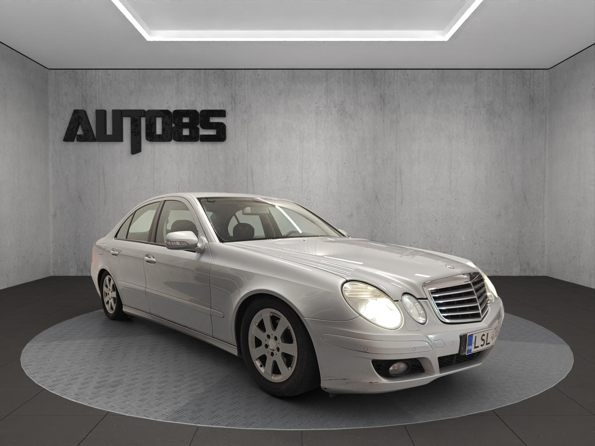 MERCEDES-BENZ E 4