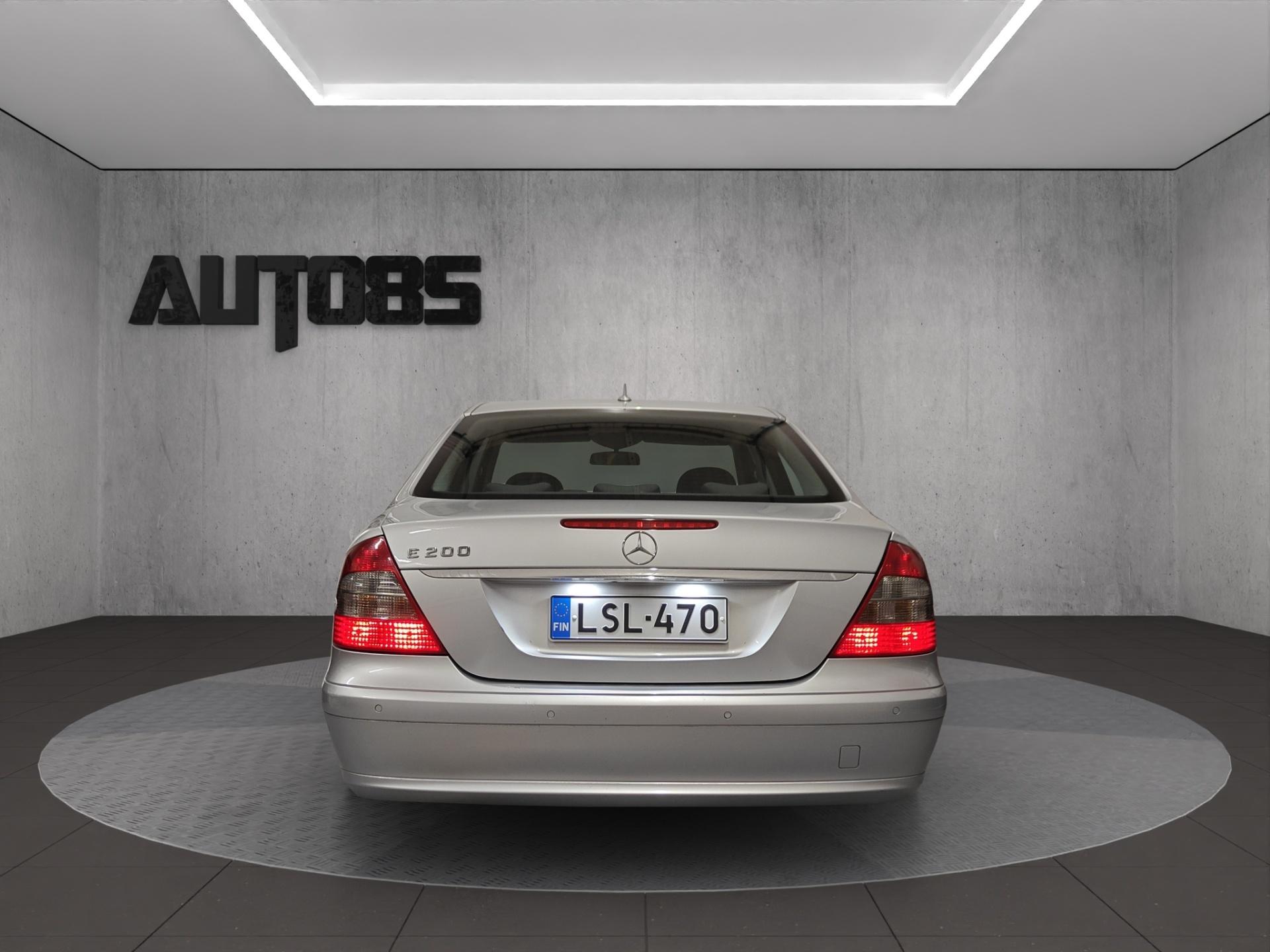 MERCEDES-BENZ E 7