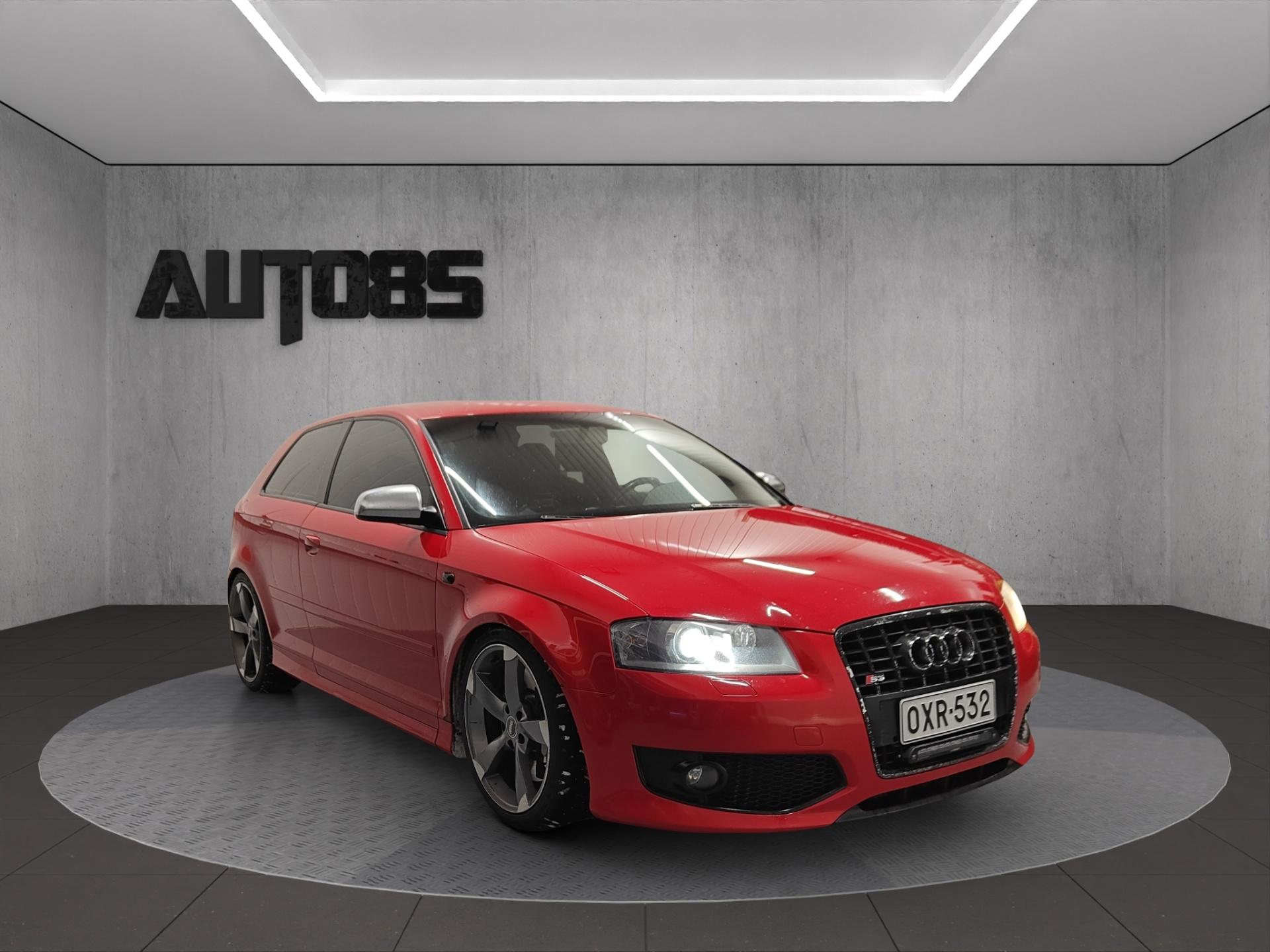 AUDI S3 4