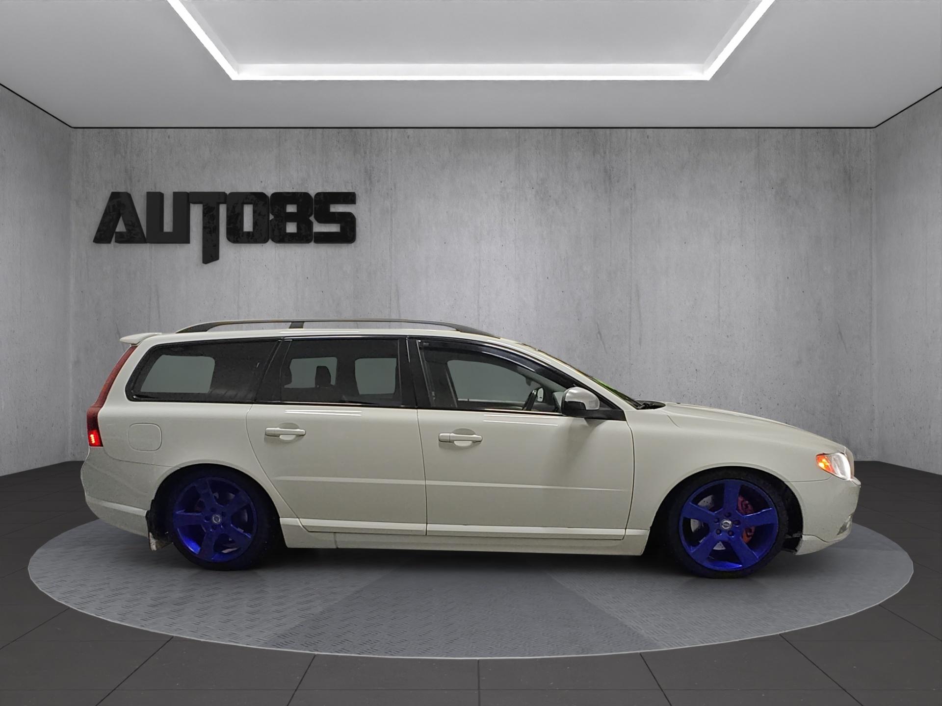 VOLVO V70 5