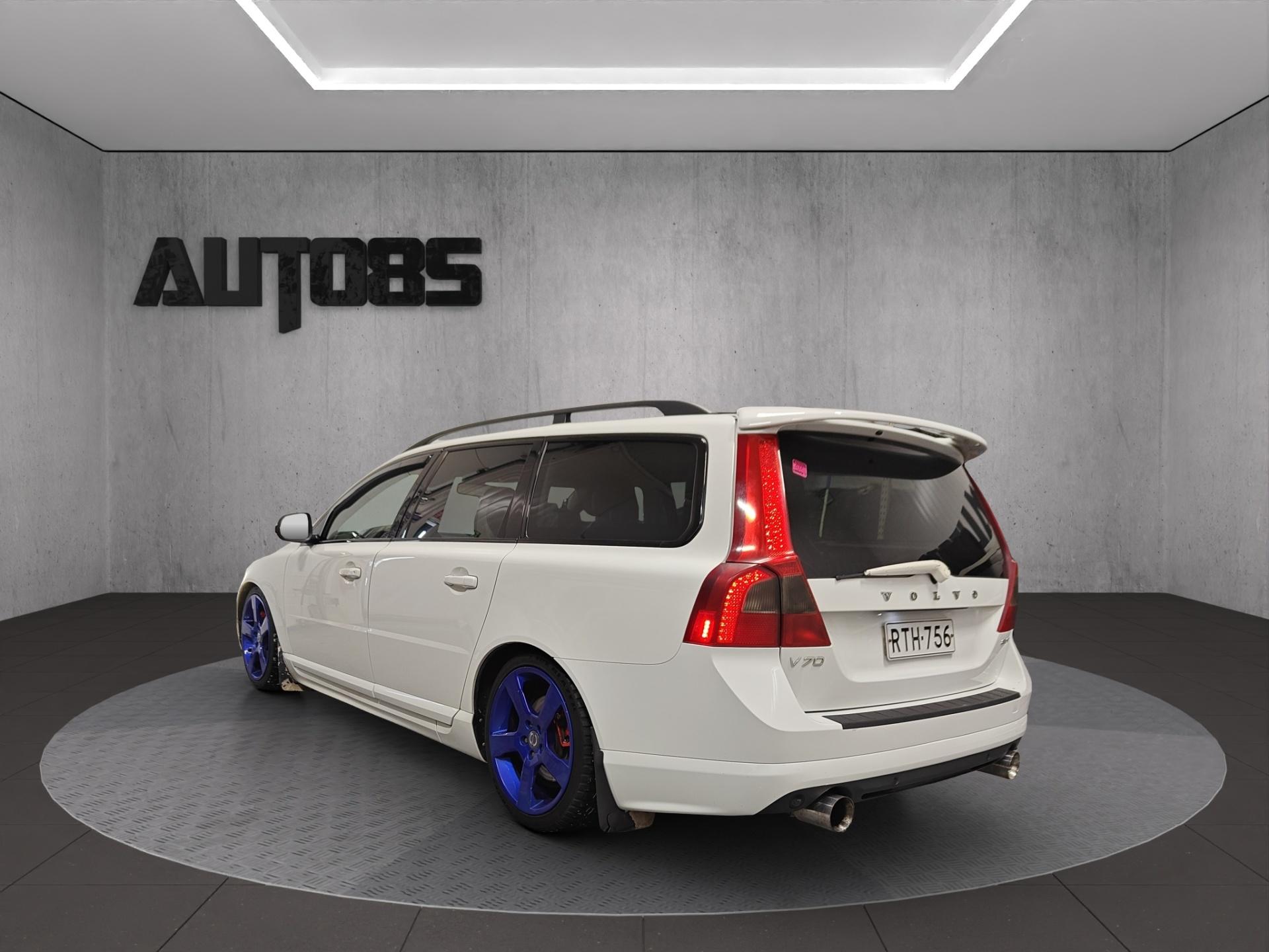 VOLVO V70 8