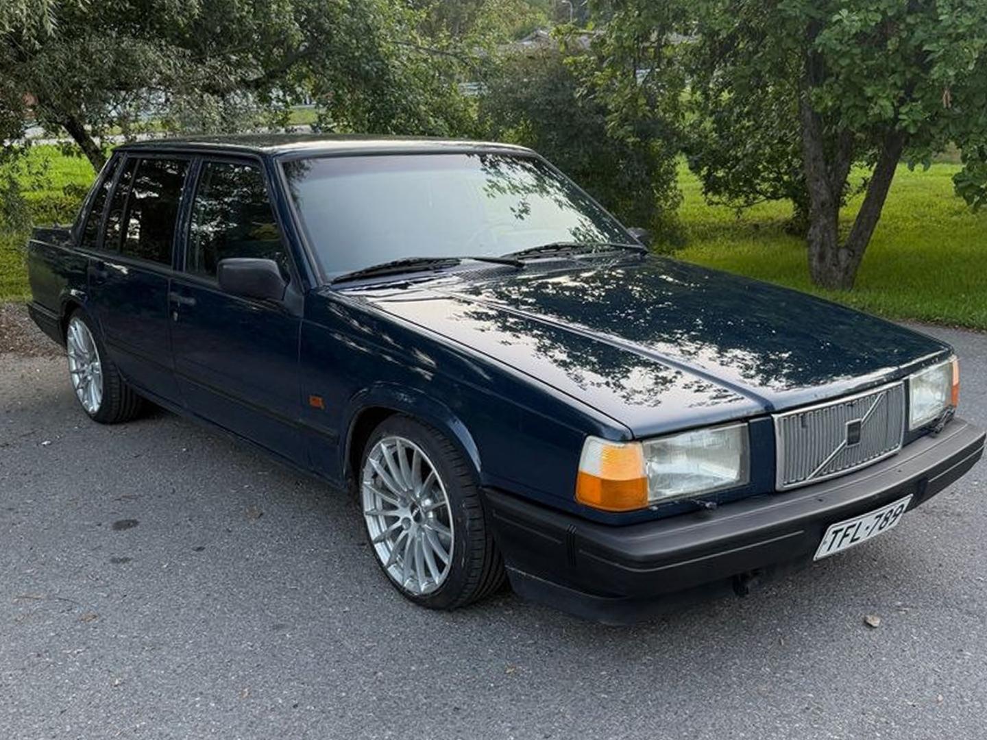 VOLVO 740 2