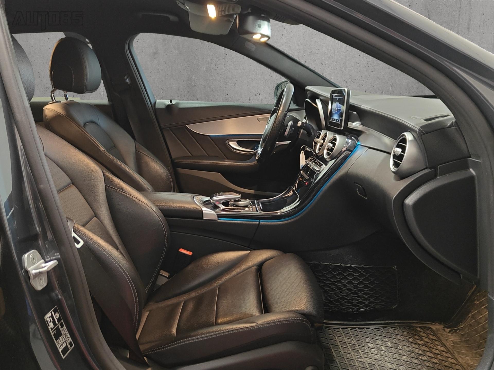 MERCEDES-BENZ C 12