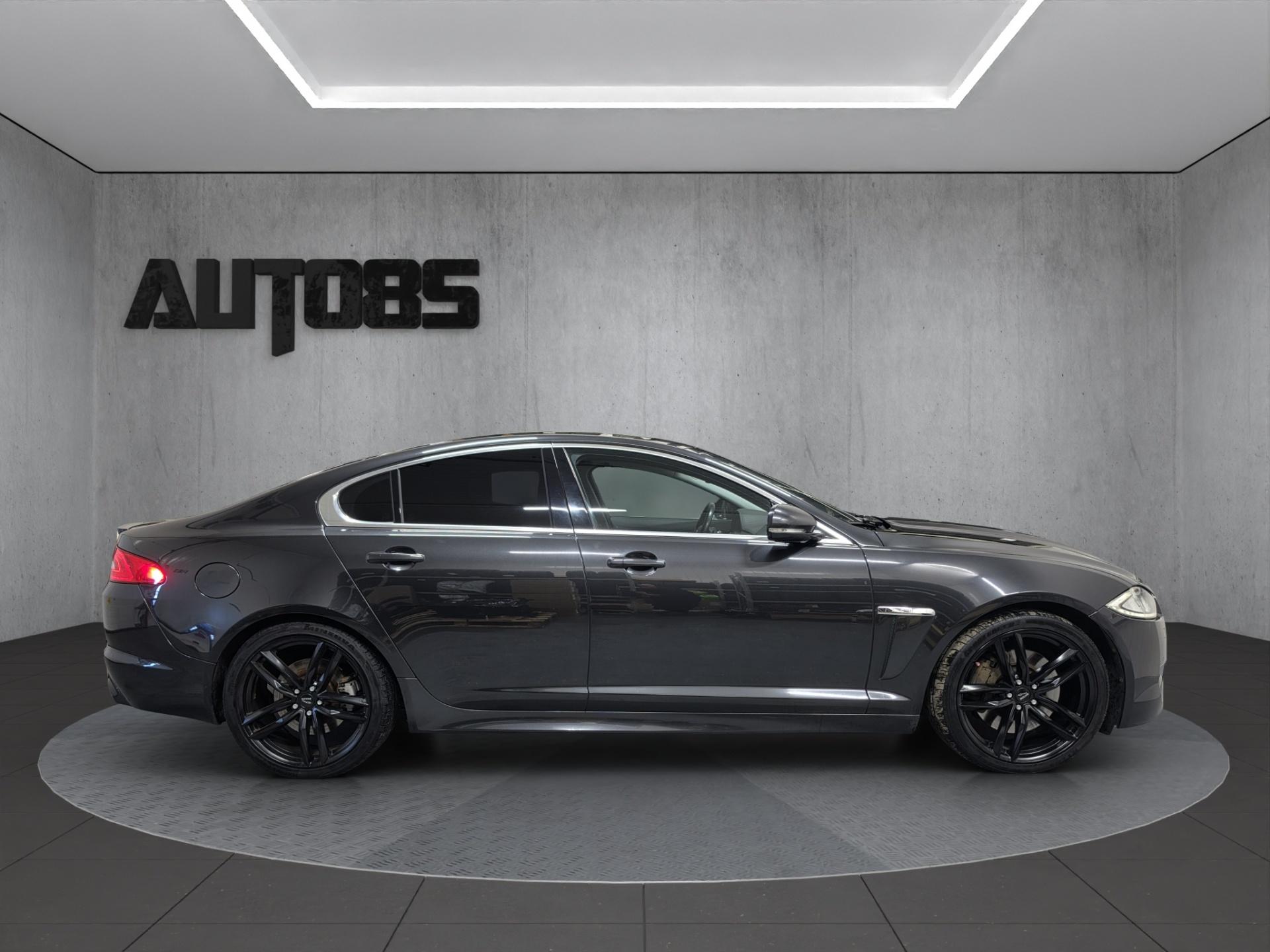 JAGUAR XF 4