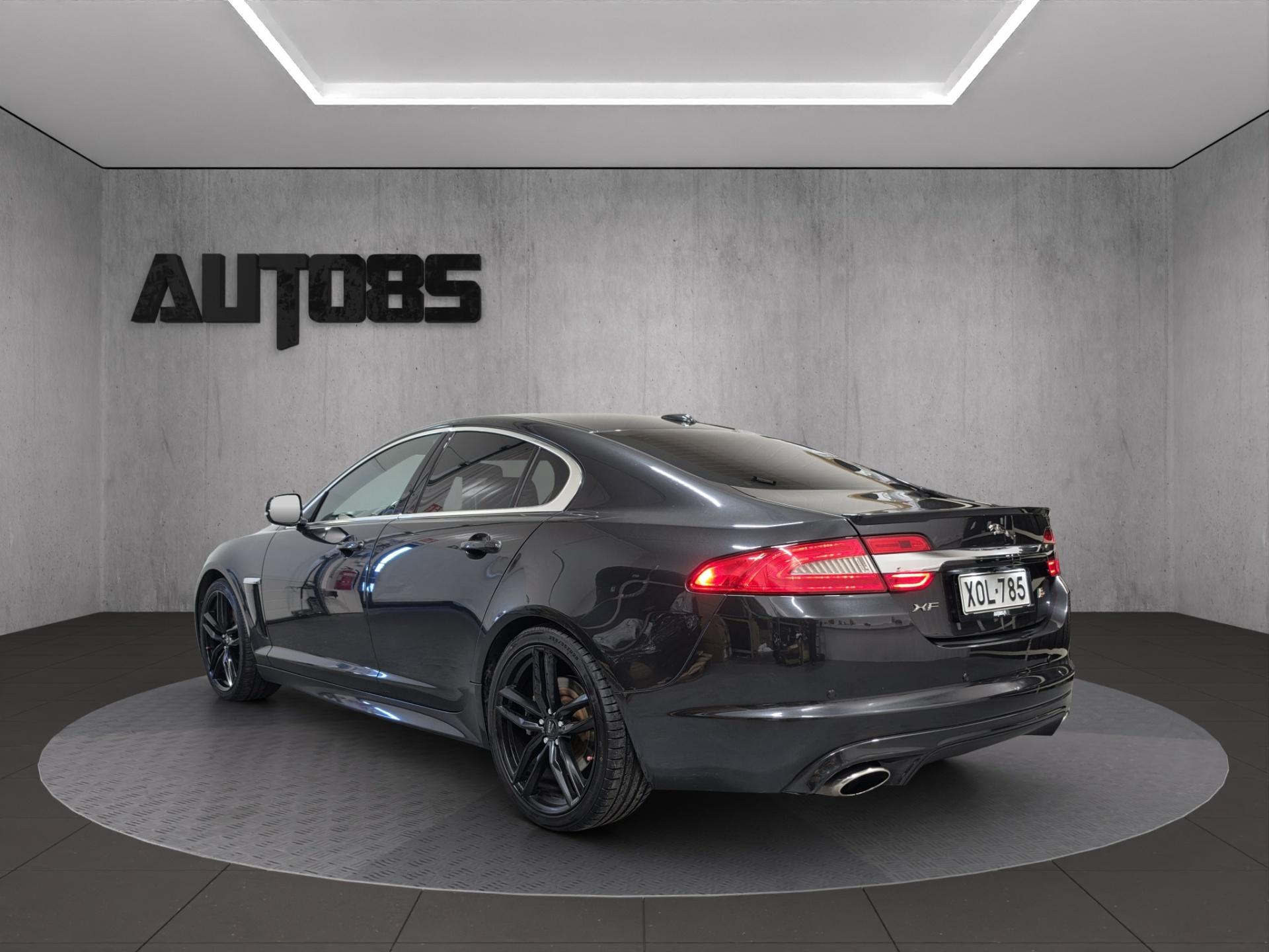 JAGUAR XF 7