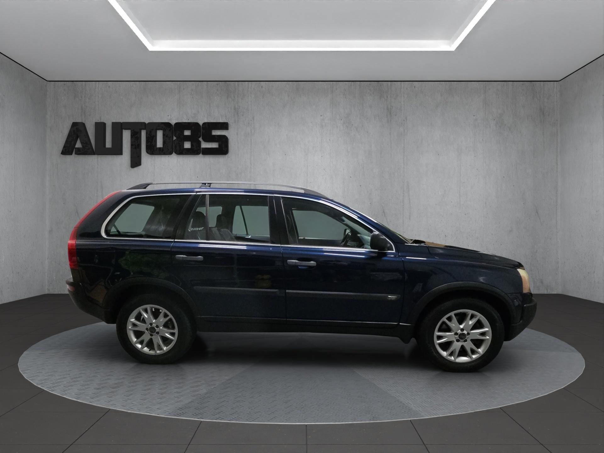 VOLVO XC90 4