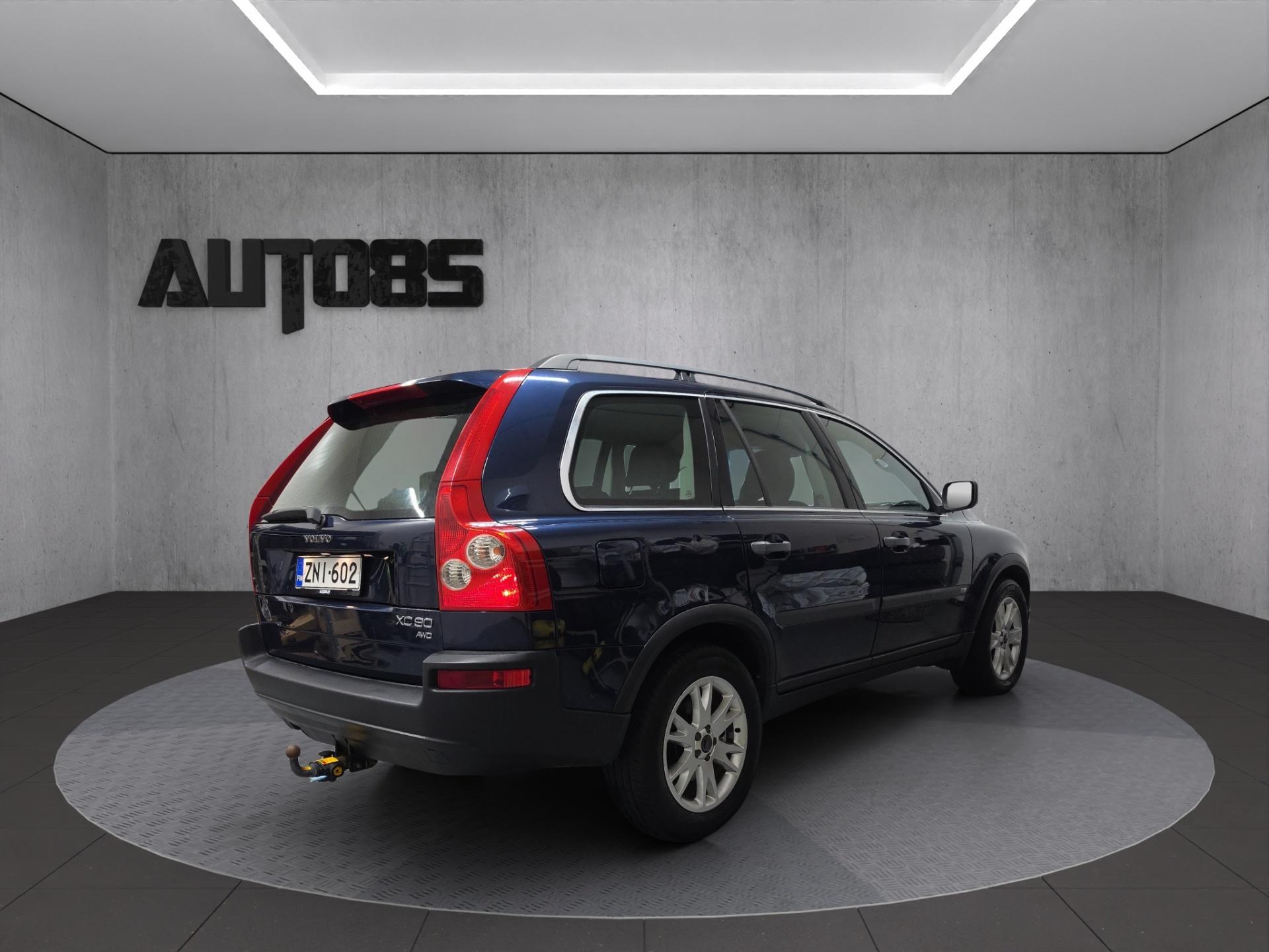 VOLVO XC90 5