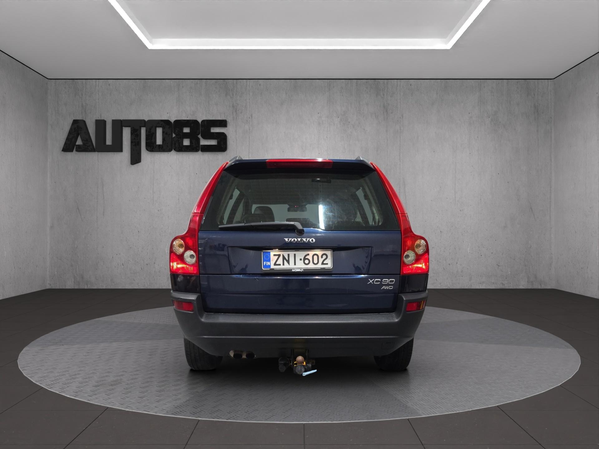 VOLVO XC90 6
