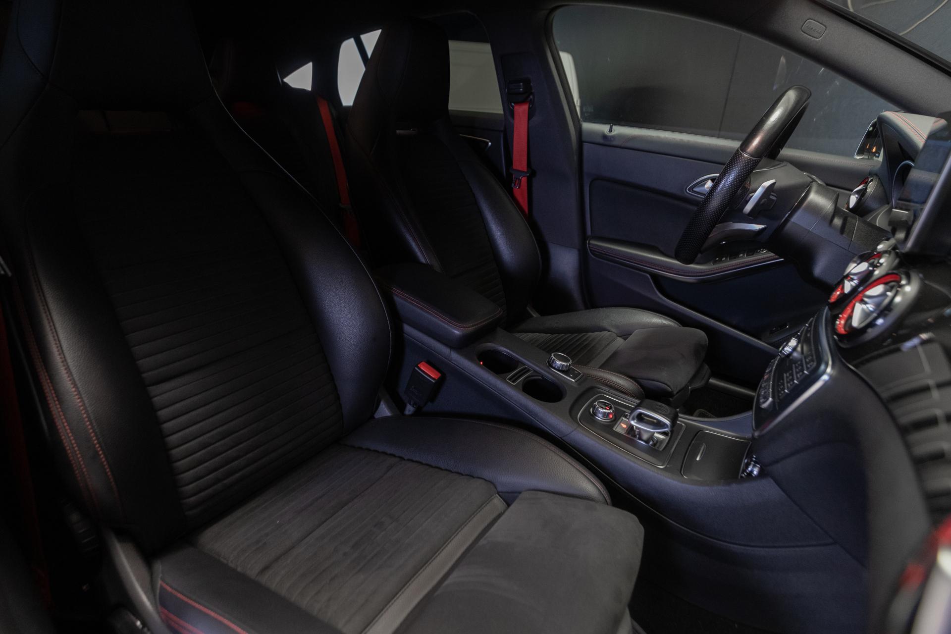 MERCEDES-BENZ CLA 45 AMG 2017