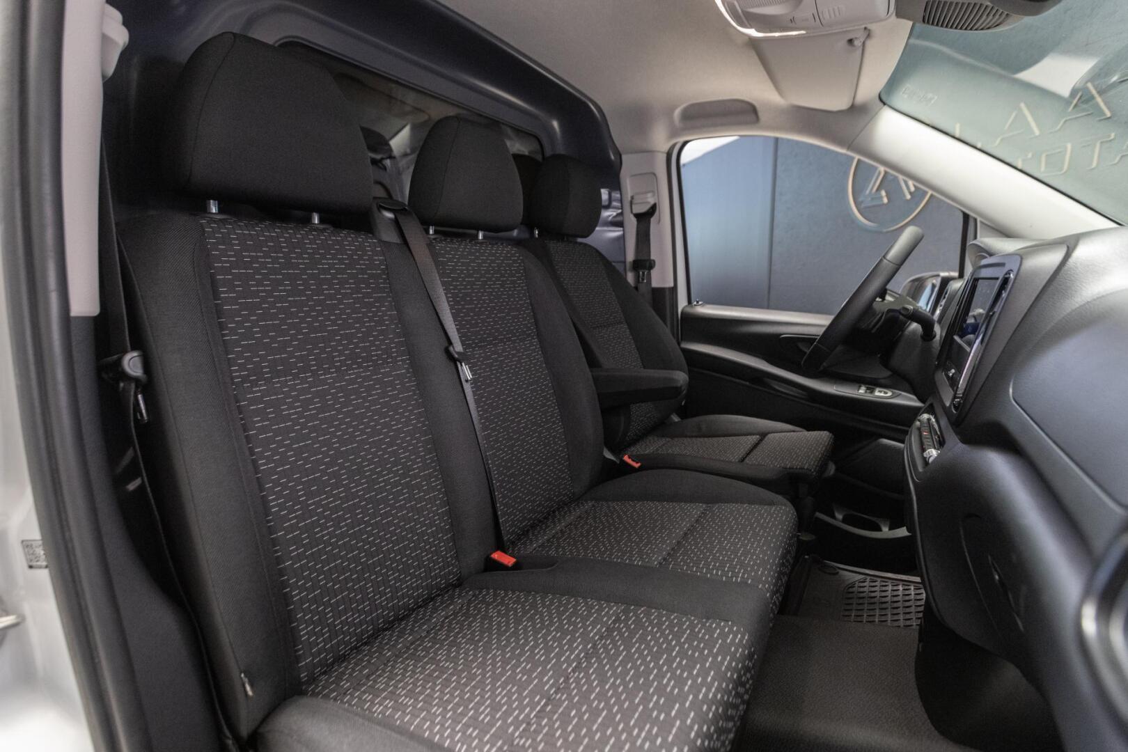 MERCEDES-BENZ Vito 2025