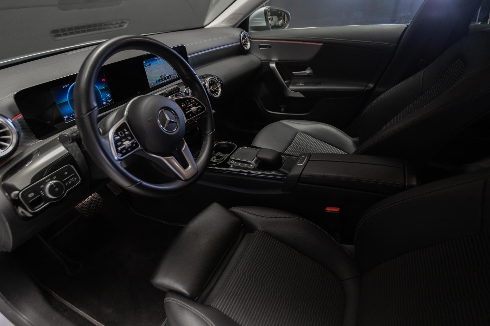 MERCEDES-BENZ CLA 2021