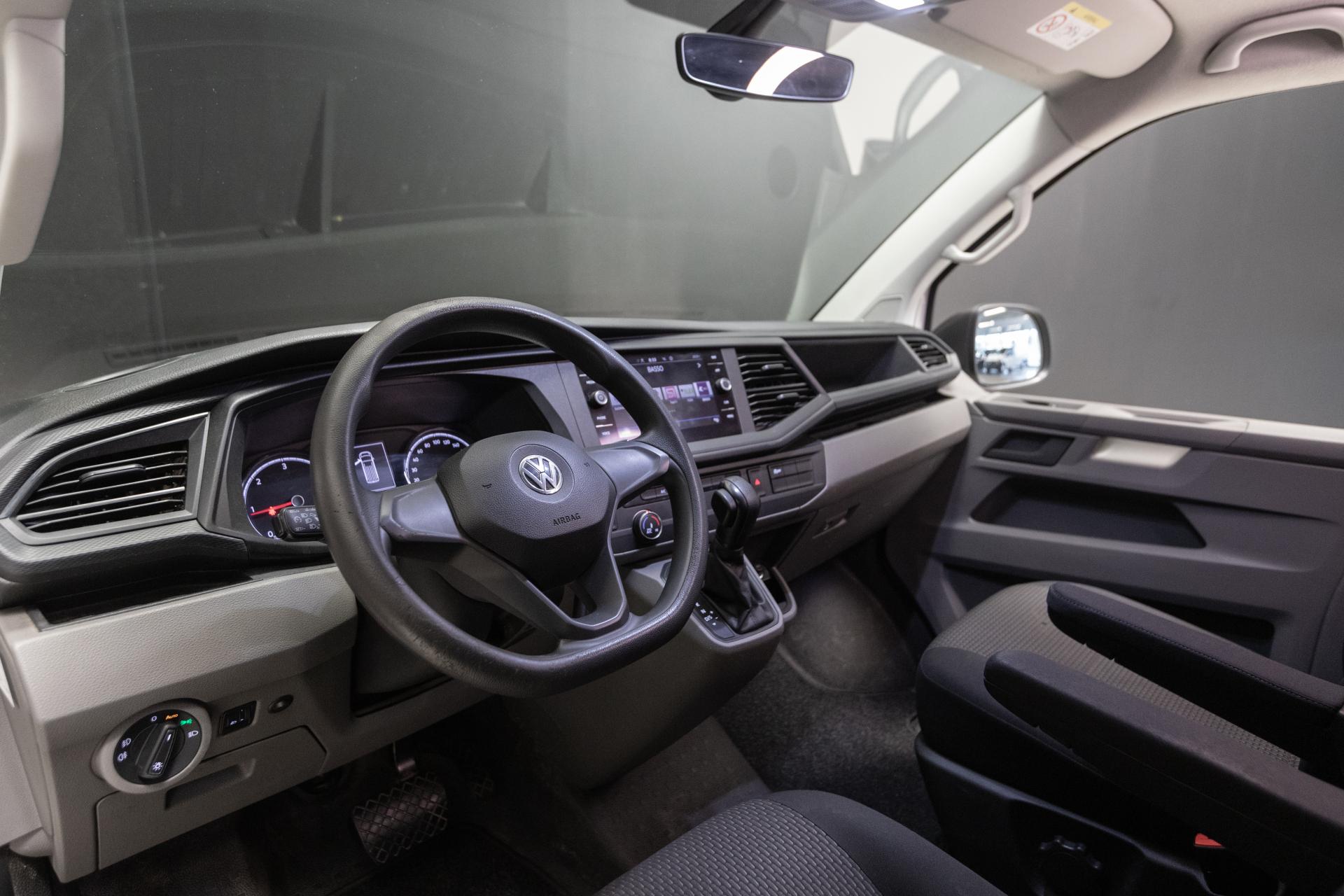 VOLKSWAGEN Transporter 2021