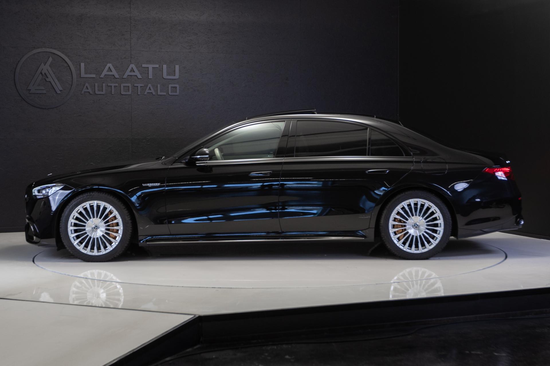 MERCEDES-BENZ S 63 AMG 2024