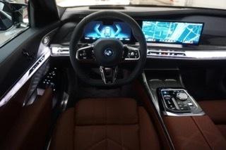 BMW i7 2023