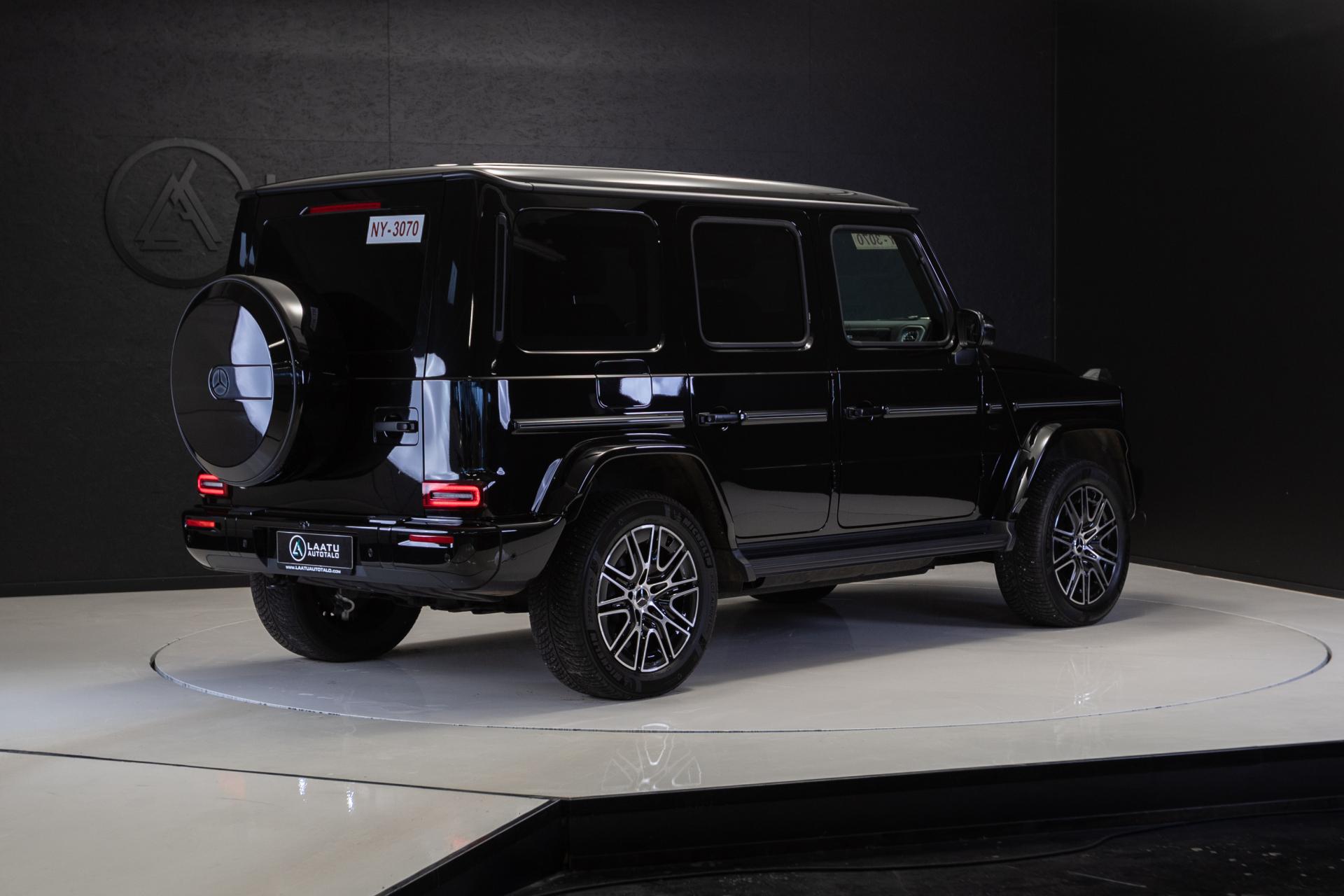 MERCEDES-BENZ G 2025