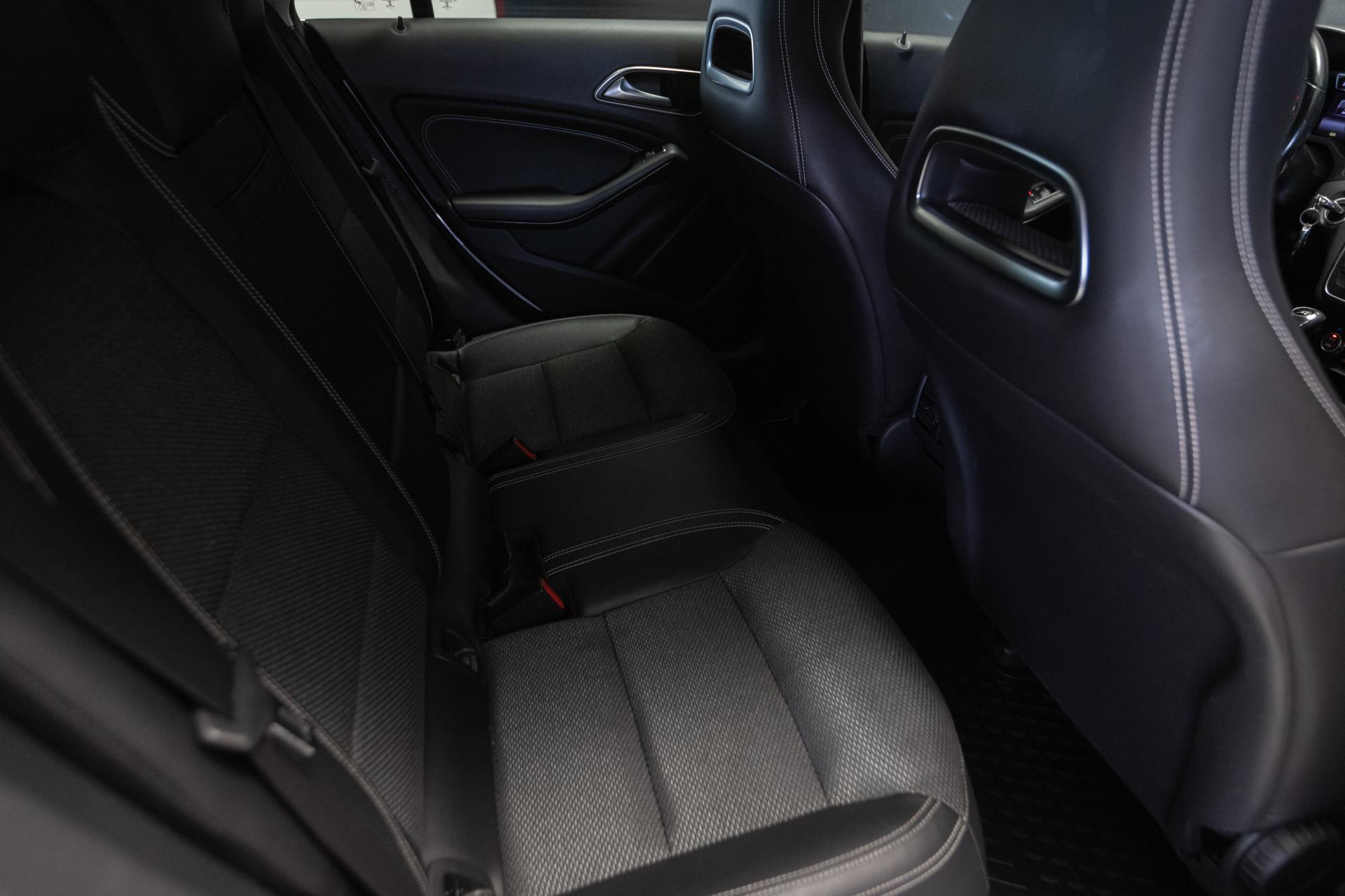 MERCEDES-BENZ CLA 2014