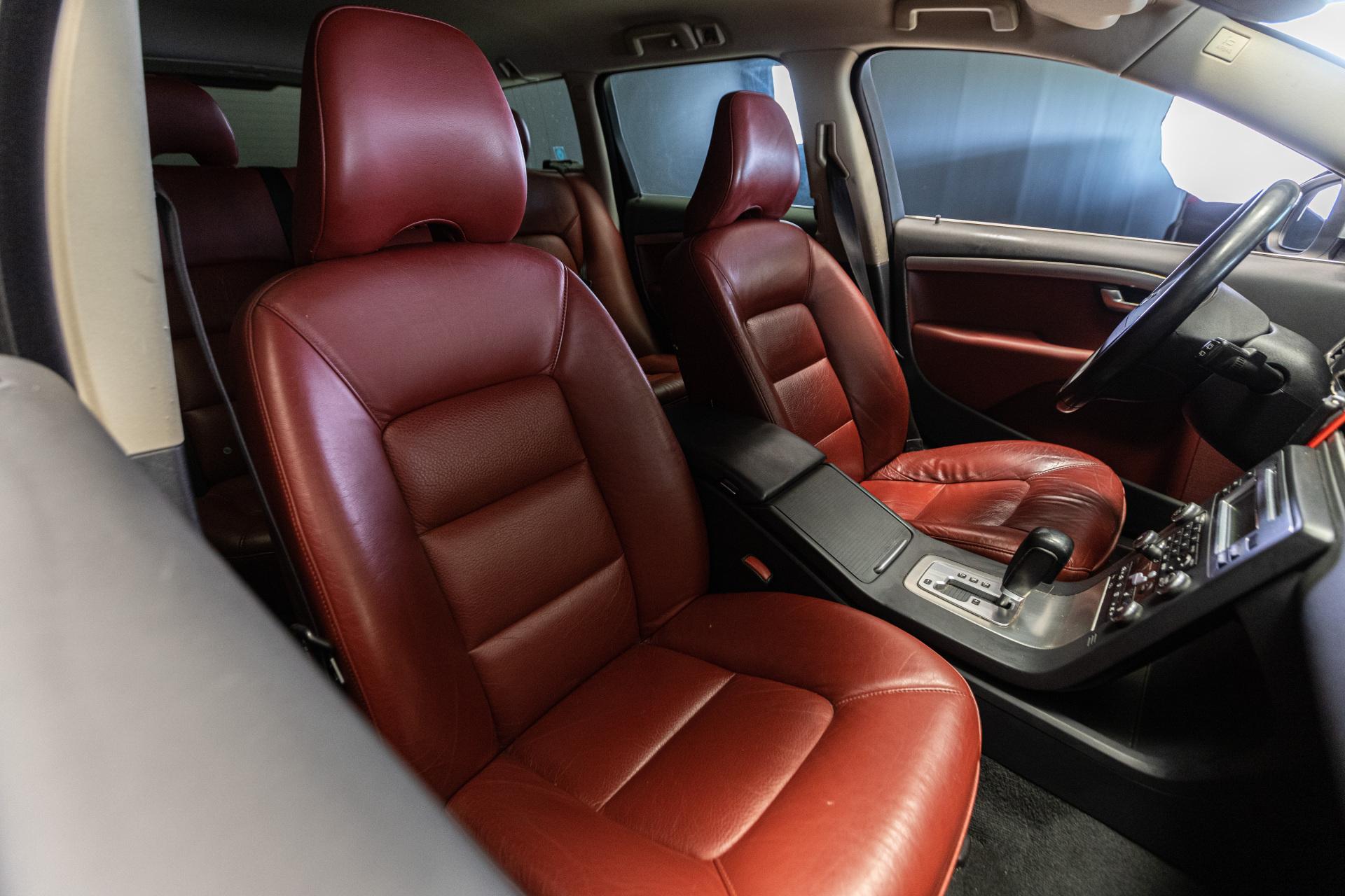VOLVO V70 2007