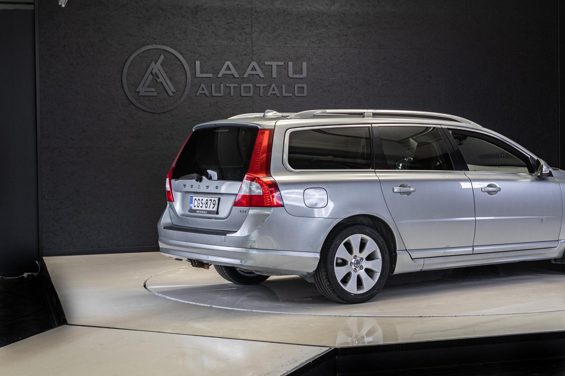 VOLVO V70 2007