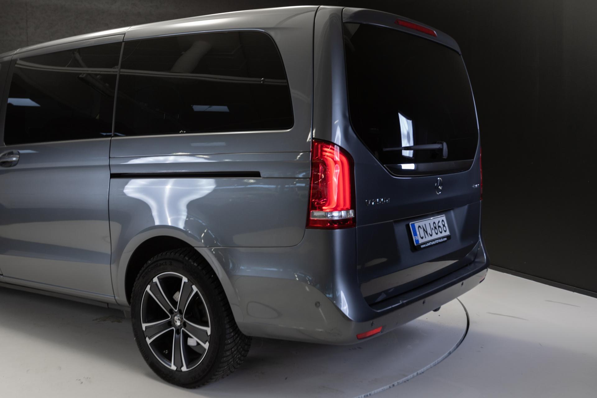 MERCEDES-BENZ V 2020