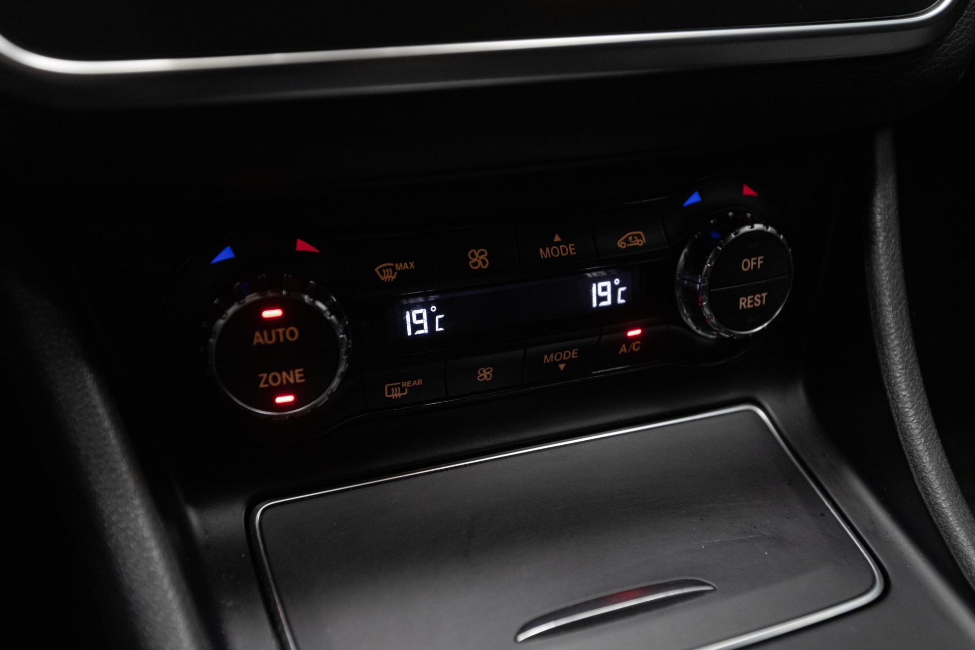 MERCEDES-BENZ CLA 2017