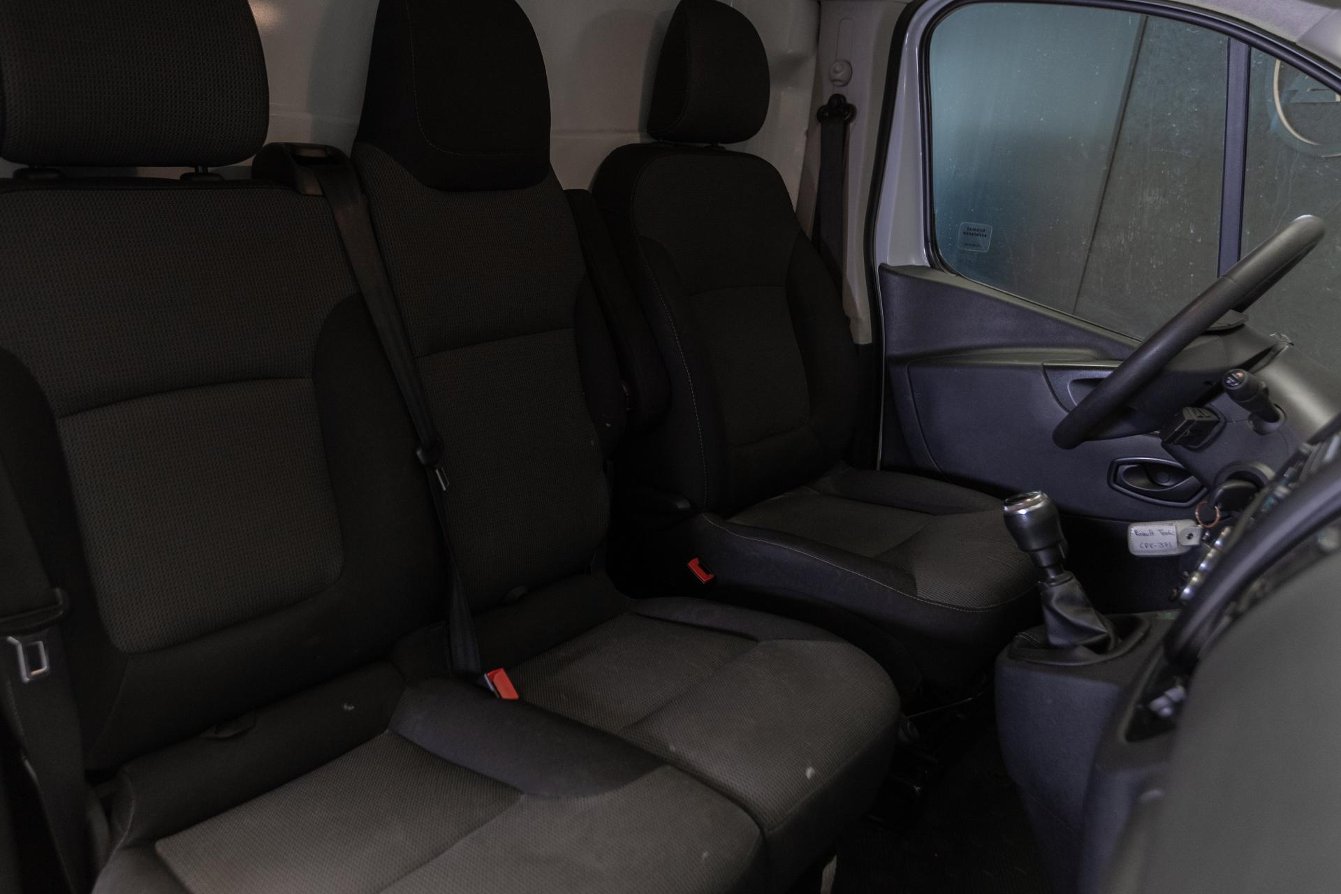 RENAULT Trafic 2021
