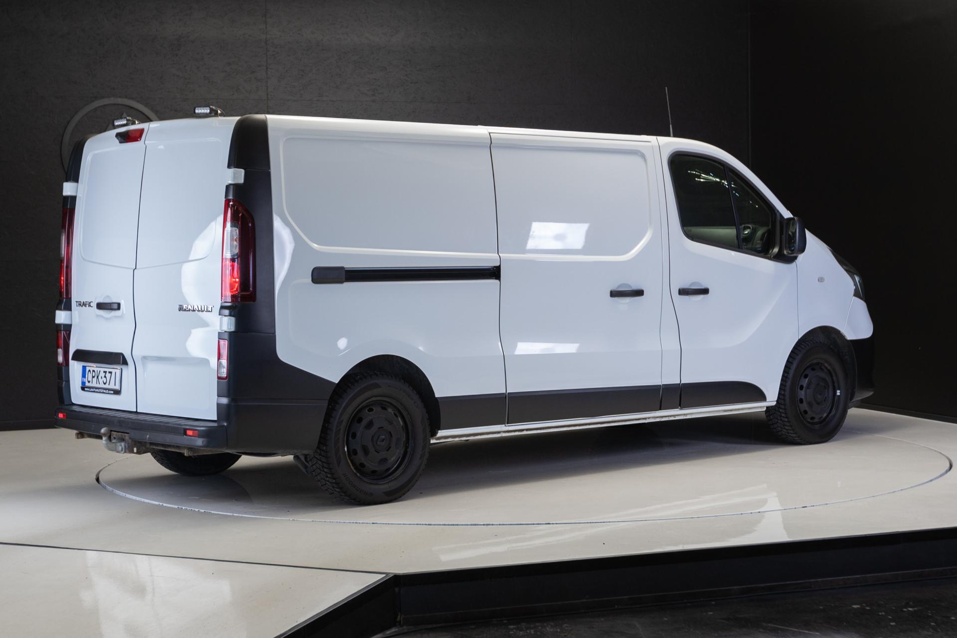 RENAULT Trafic 2021