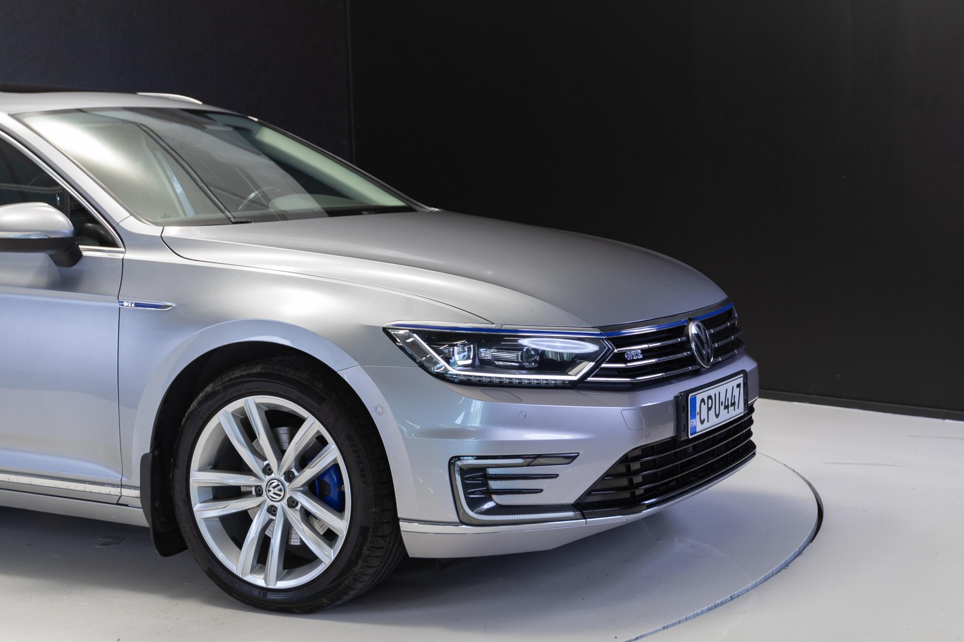 VOLKSWAGEN Passat 2017