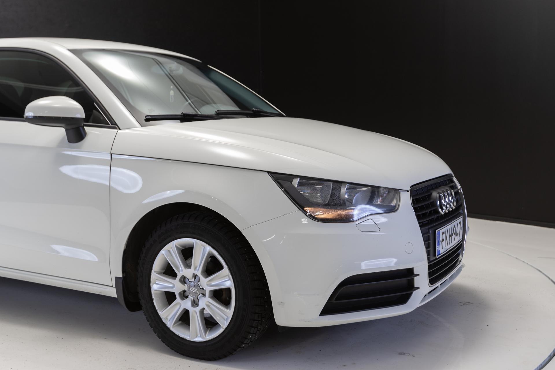 AUDI A1 2011