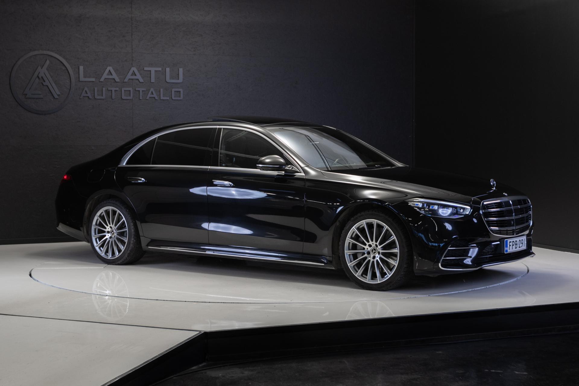 MERCEDES-BENZ S 2022