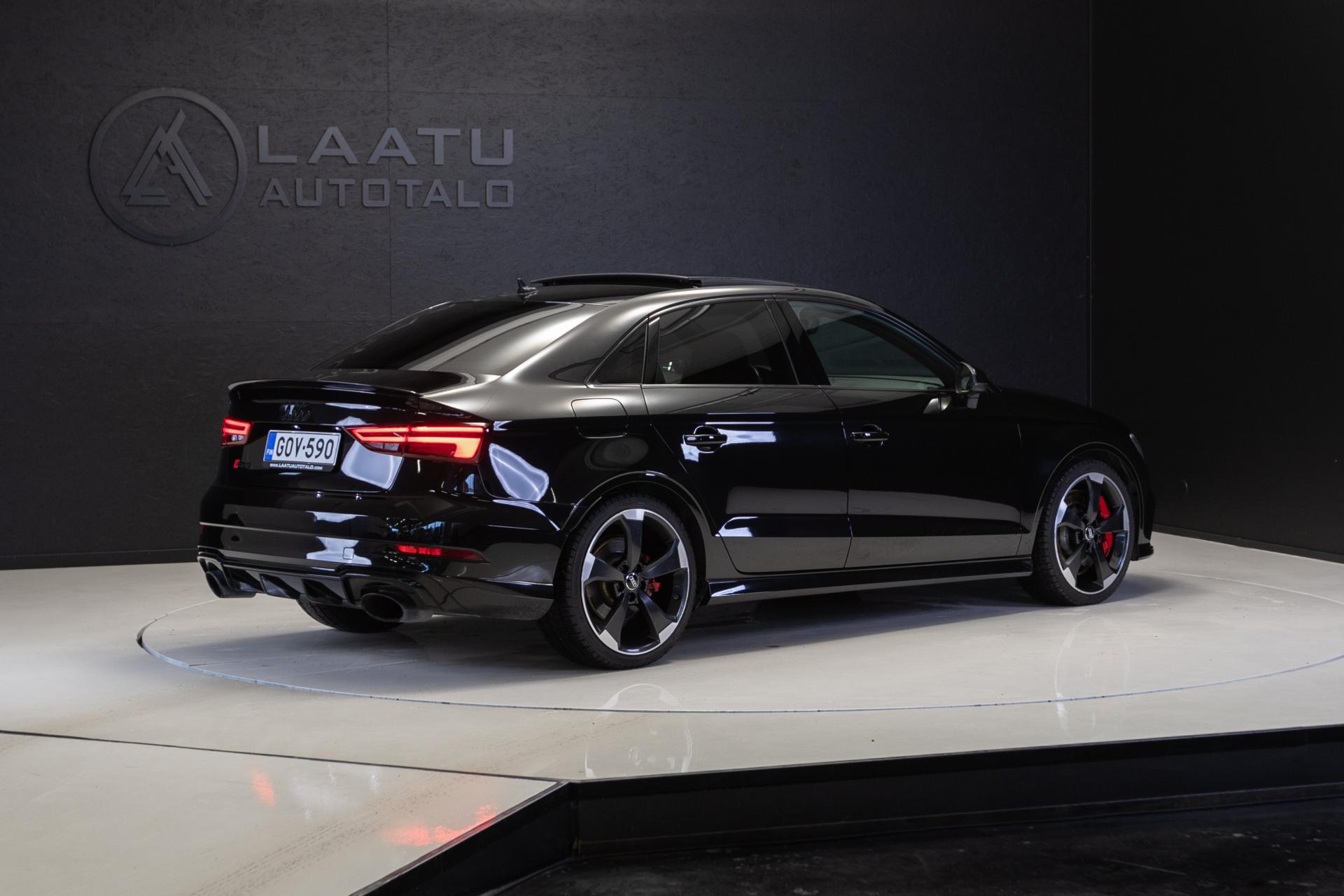 AUDI RS3 2018